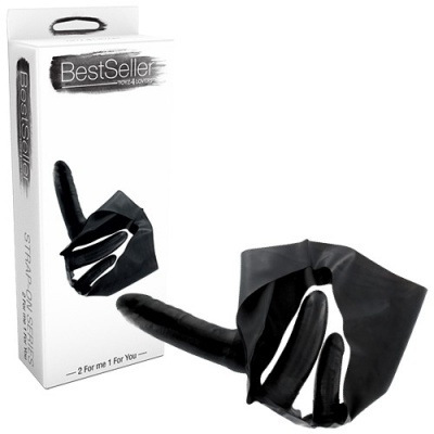 Luvas pretas de látex e embalagem branca com texto