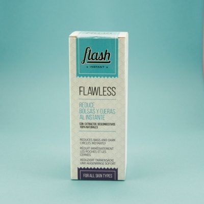 Embalagem branca e azul do produto cosmético Flash Instant Flawless