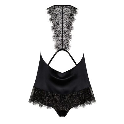 Conjunto de lingerie preto com renda delicada e tecido liso e brilhante