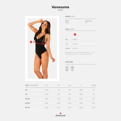Body preto de renda floral Vanessme em modelo feminino