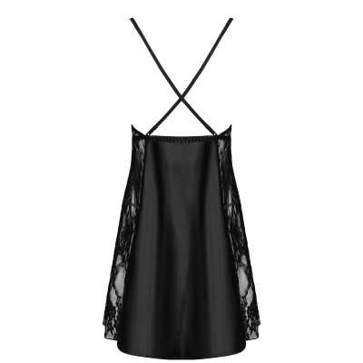 Vestido curto preto com renda floral nas laterais e alças finas cruzadas nas costas