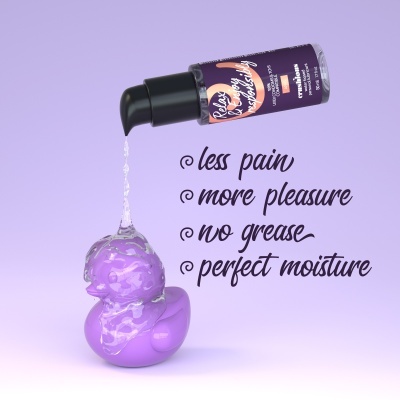 Frasco escuro a verter líquido sobre pato de borracha roxo com texto promocional em fundo lilás