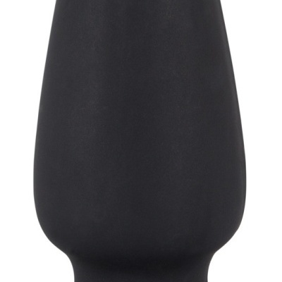 Objeto preto cónico com base circular alargada