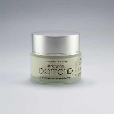 Frasco de creme Essence Diamond com tampa prateada