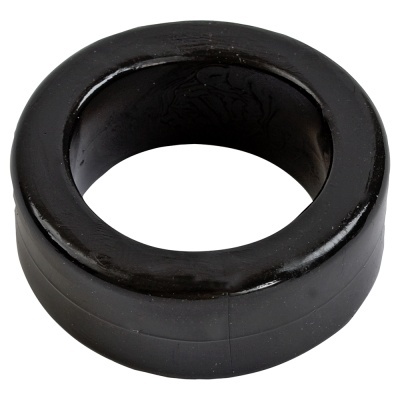 anel preto circular de material brilhante com furo no meio