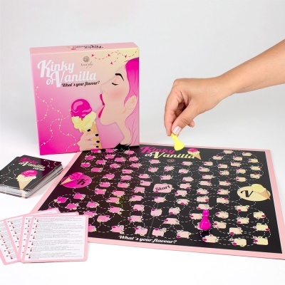 Jogo de tabuleiro Kinky of Vanilla com peças, cartas e tabuleiro colorido