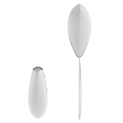 Colher e acessório branco com acabamento liso e brilhante