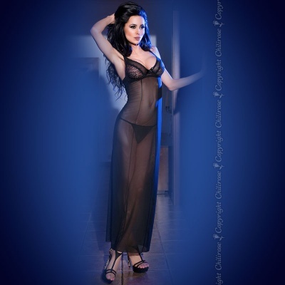 Vestido comprido transparente preto de renda com soutien incorporado