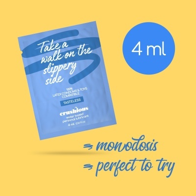 Embalagem azul 4 ml de lubrificante pessoal à base de água com texto branco e fundo amarelo com texto azul