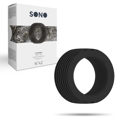 anel preto com ranhuras ao lado da embalagem branca com texto SONO e N°42