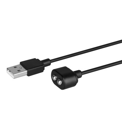 Cabo USB preto com conetor USB-A e conetor magnético de dois polos