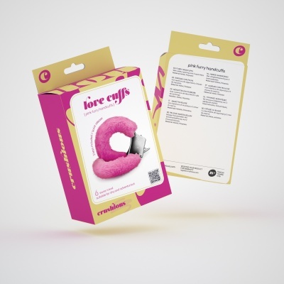 Embalagem de punhos de pelúcia rosa com texto 'love cuffs'