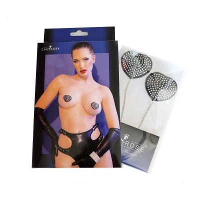 Adesivos em forma de coração com brilhos prateados e correntinhas, embalagem e caixa com modelo