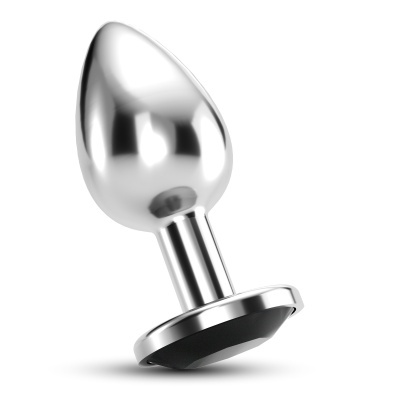 Plugue metálico prateado cónico com base circular negra