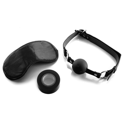 Venda preta, fita adesiva preta e mordaça com bola preta