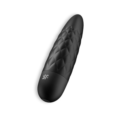 vibrador preto com textura em relevo e letras sf