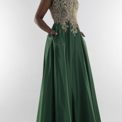 Vestido longo verde com corpete bege bordado e alças largas