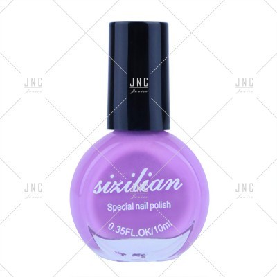 Frasco redondo de verniz de unha lilás com tampa preta e texto branco