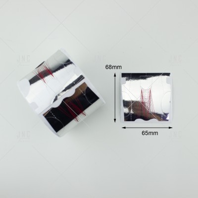 Peças metálicas quadradas prateadas com medidas indicadas