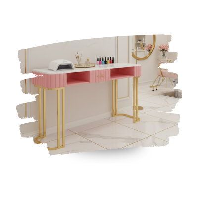 Mesa de manicure rosa com tampo branco e pernas douradas em ambiente elegante