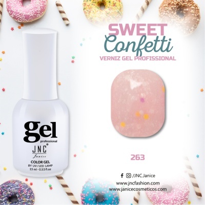 Frasco de verniz gel profissional branco com amostra de cor rosa confetti e donuts coloridos ao fundo