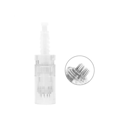Cabeça de microagulhas transparente com agulhas metálicas finas
