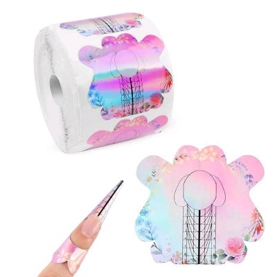 Moldes para unhas decorativos em cores pastel com padrão de torre e flores