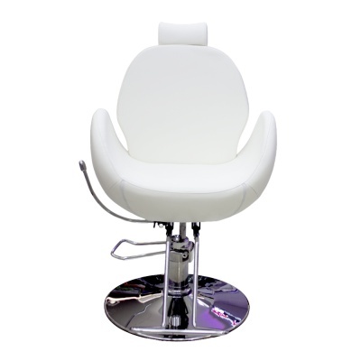 Cadeira branca para cabeleireiro com base cromada