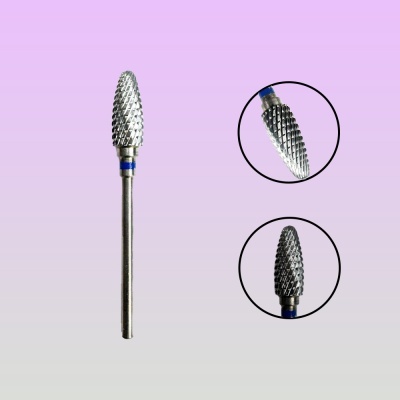 Ferramenta rotativa metálica estriada para manicure ou pedicure em fundo rosa/lilás