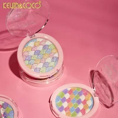 Pó compacto colorido brilhante KEVIN&COCO em embalagem rosa com tampa transparente