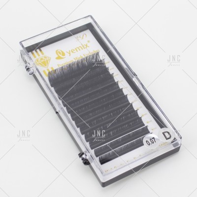 Estojo transparente com pestanas artificiais pretas da marca Yemix calibre D