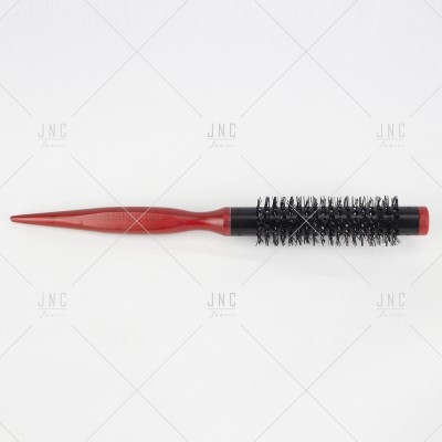 Escova de cabelo redonda com cabo castanho-avermelhado e cerdas pretas
