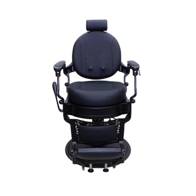 Cadeira de barbeiro preta com estofos em couro e estrutura metálica