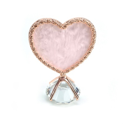 Anel com coração cor-de-rosa claro e base em cristal transparente