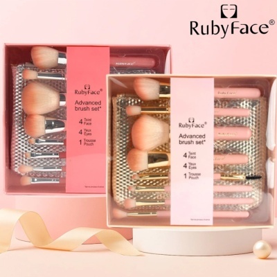 Conjunto RubyFace Advanced brush set com 9 pincéis e bolsa em embalagem