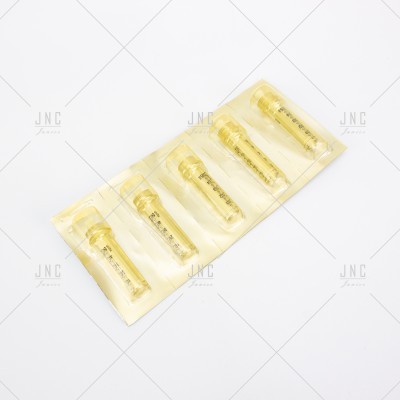 Blister com cinco ampolas plásticas amarelas de 5 ml com texto preto