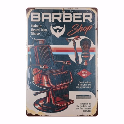 Placa metálica vintage de barbeiro com cadeira, pincel e texto em inglês