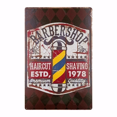 Placa metálica decorativa vintage de barbearia com poste de barbeiro colorido e texto em inglês