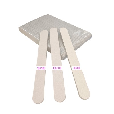 Lixas para unhas bege com números de granulação em rosa e pacote plástico