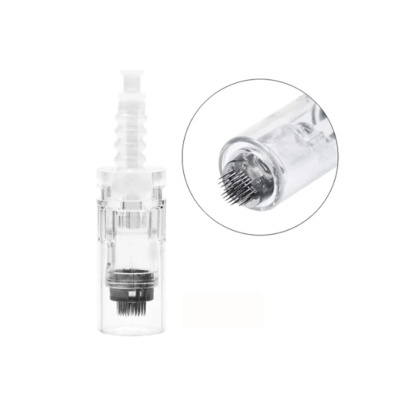 Cartucho de microagulhas transparente com microagulhas metálicas