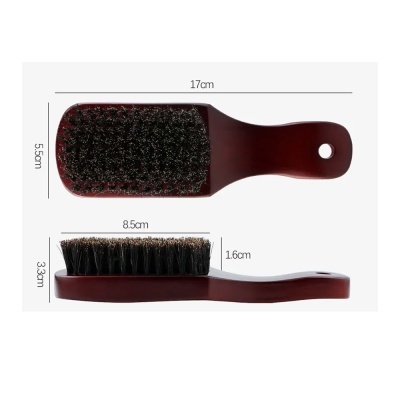 Escova retangular com cabo em madeira castanha escura e cerdas pretas com dimensões