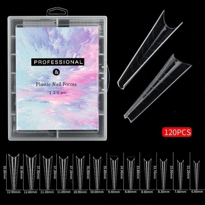 Kit de formas plásticas transparentes para unhas em embalagem transparente.