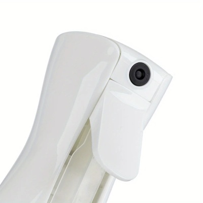 Pulverizador branco de plástico com bocal preto