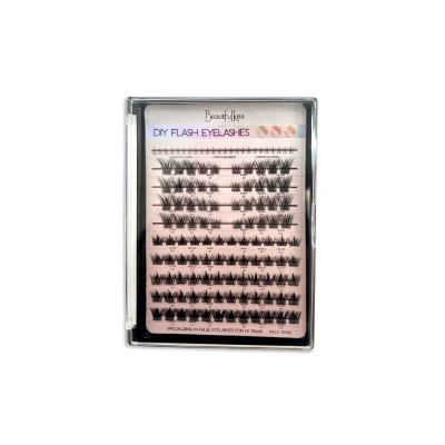 Estojo de pestanas postiços negras em embalagem transparente com fundo rosa claro