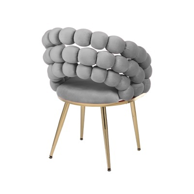 Cadeira estofada cinza com pernas douradas finas