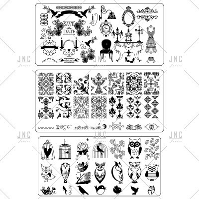 Placas brancas com estampas artísticas pretas variadas para decoração