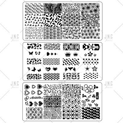 Placas metálicas para carimbos de unhas com padrões preto e branco variados.