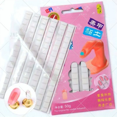 Kit de bandas adesivas brancas para unhas em embalagem rosa