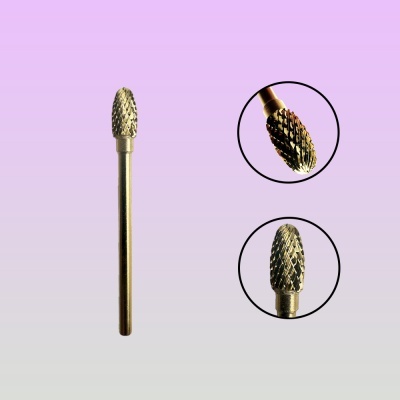 Broca metálica dourada com cabeça texturizada cônica em fundo lilás