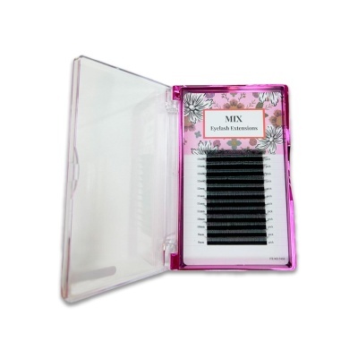 Estojo de extensões de pestanas pretas com embalagem rosa e tampa transparente
